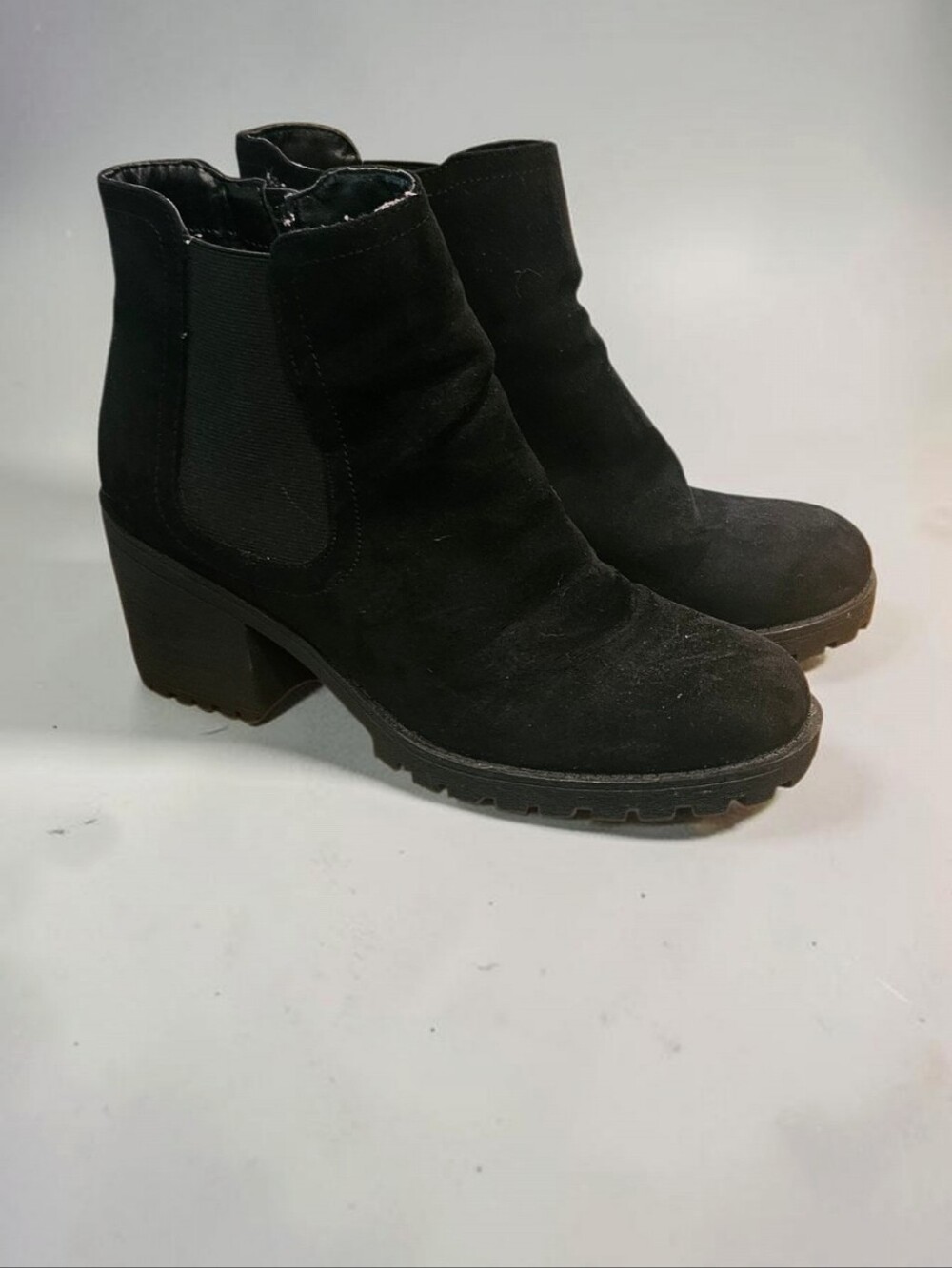 Sun + Stone Morghan Womens Lug Sole Booties Black Faux Micro Suede US Size 8.5